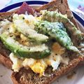 じゅーに's cooksnap of when they made チーズアボカドトースト.