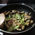 ゆみんちゅⅤ's cooksnap of when they made 豚肉となすとキャベツの辛味噌炒め.