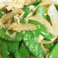 パピヨーグルト's cooksnap of when they made ☆絹さやと新たまねぎでじゃこ玉炒め～☆.