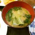 Hirarinn☆'s cooksnap of when they made シャキっとレタスのみそ汁.
