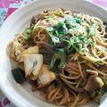 SunnyMaple's cooksnap of when they made 簡単絶品！春キャベツの回鍋肉パスタ.