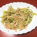 ☆ももちー☆'s cooksnap of when they made 大根の葉とハムとしめじのバター醤油炒め.