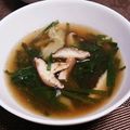 ひろにゃーん's cooksnap of when they made 簡単 椎茸 ニラ セロリの 中華スープ♪.