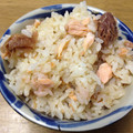 しばかなちゃん's cooksnap of when they made 鮭と梅干しの炊き込みご飯.