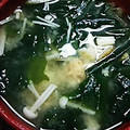 ユーロン's cooksnap of when they made 定番☆えのき茸とわかめの味噌汁☆.