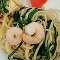 莉々美ママ's cooksnap of when they made エビと春菊のシンプルパスタ.