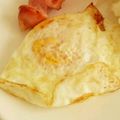 よっぴー＊'s cooksnap of when they made 半熟卵好きには堪らない♪目玉焼き.