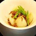 ひさかた's cooksnap of when they made 丸ごと玉ねぎのそぼろあんかけ.