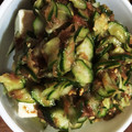 おつまみレシピ研究's cooksnap of when they made きゅうりと梅和えのせ冷やっこ.