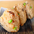 まきーころ's cooksnap of when they made 簡単配合で～♪　炊き込みご飯☆.