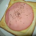 abumix's cooksnap of when they made ★簡単♪ハムチーズトースト★.