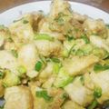 あやぴぃママ's cooksnap of when they made 鶏肉とアボカドのねぎマヨポン炒め.