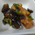堕天使M's cooksnap of when they made 鶏胸肉とナスとピーマンとキノコの甘辛炒め.