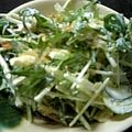 Hiromary's cooksnap of when they made びっくりおいしい水菜とポテチのサラダ.