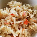 ★ＴＯＭＯ☆'s cooksnap of when they made 簡単☆きれい色☆かにかまの炊き込みご飯☆.