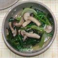あくあ☆ぶるー's cooksnap of when they made ホウレン草とキノコのすし酢炒め.