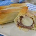 よっしゃん's cooksnap of when they made 包丁いらず★ミートローフのパイつつみ焼き.