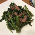 コレQ's cooksnap of when they made 空芯菜（エンサイ）とベーコンの炒め物.