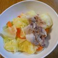おぶうさま's cooksnap of when they made 春キャベツと豚肉の簡単鍋蒸し.