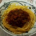 michygel's cooksnap of when they made ベーコンと玉ねぎのトマトソースパスタ.