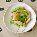 uzu1118's cooksnap of when they made スナップえんどうと竹輪のわさび胡麻和え.