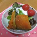 ゆけり３兄弟's cooksnap of when they made ミニトマトで姫りんご？！簡単＊キャラ弁♡.