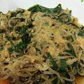 万年新人嫁's cooksnap of when they made ニラともやしの卵とじ.
