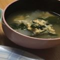 ちぇるる＊'s cooksnap of when they made 鶏手羽元肉をゆでた汁で☆中華スープ.