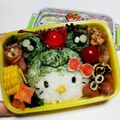 yuumariro's cooksnap of when they made キャラ弁♡かえるキティ＆ミミィ♬梅雨に.