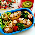 えリﾋﾟｮﾝ★'s cooksnap of when they made 幼稚園ｷｬﾗお弁当[ｶﾚｰﾊﾟﾝﾏﾝ].