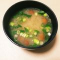 jyaaaan's cooksnap of when they made なめこたっぷり味噌汁.