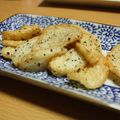 harutin's cooksnap of when they made ガーリックかまぼこチップス♪.