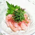 KUMI KUMI's cooksnap of when they made 工程1つ！甘エビ梅昆布茶和え.