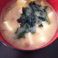 yuri827's cooksnap of when they made なめこと豆腐と若布の味噌汁.