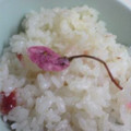 はっぴーはりぼ's cooksnap of when they made 桜と小梅の春ごはん.