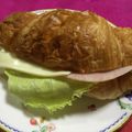 マルルル's cooksnap of when they made ほんのり甘〜いクロワッサンサンド.