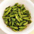 トントンくつくつ's cooksnap of when they made 塩味が染み込んだ枝豆の茹で方.