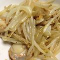 パフケーキ's cooksnap of when they made ベビーホタテともやし玉葱のバター醤油炒め.