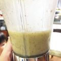 yuyuyummmk's cooksnap of when they made 簡単！！可愛いキウイジュース❁.