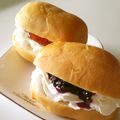 野菜のはたけ's cooksnap of when they made 子どものおやつに！苺クリームサンド♡.