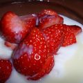 こすきえくん's cooksnap of when they made いちごとヨーグルトの練乳がけ.