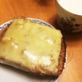 larvitar's cooksnap of when they made はちみつチーズトースト♪朝食の定番.
