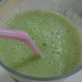 ギバ肉's cooksnap of when they made スムージーデトックス(キウイ×小松菜).