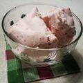 コタズkitchen's cooksnap of when they made 塩生クリームDEいちごヨーグルトあいす.