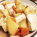 クックQI0Y8L☆'s cooksnap of when they made ～鶏とジャガと豆腐のみそ煮～.