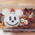 にゃほママ's cooksnap of when they made クリスマス・キャラ弁に♪ひいらぎきゅうり.