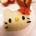 rinsworld's cooksnap of when they made キャラ弁 簡単キティーチャン.