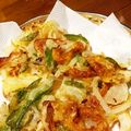 imoky's cooksnap of when they made 春の幸せ✿絹サヤと新タマ๑かき揚げ♪.
