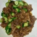 ☆ほたていか納豆☆'s cooksnap of when they made 牛バラ肉とキュウリのオイスターソース炒め.