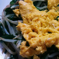 クックWO8EAW☆'s cooksnap of when they made 玉子とニラもやしのオイスター炒め.